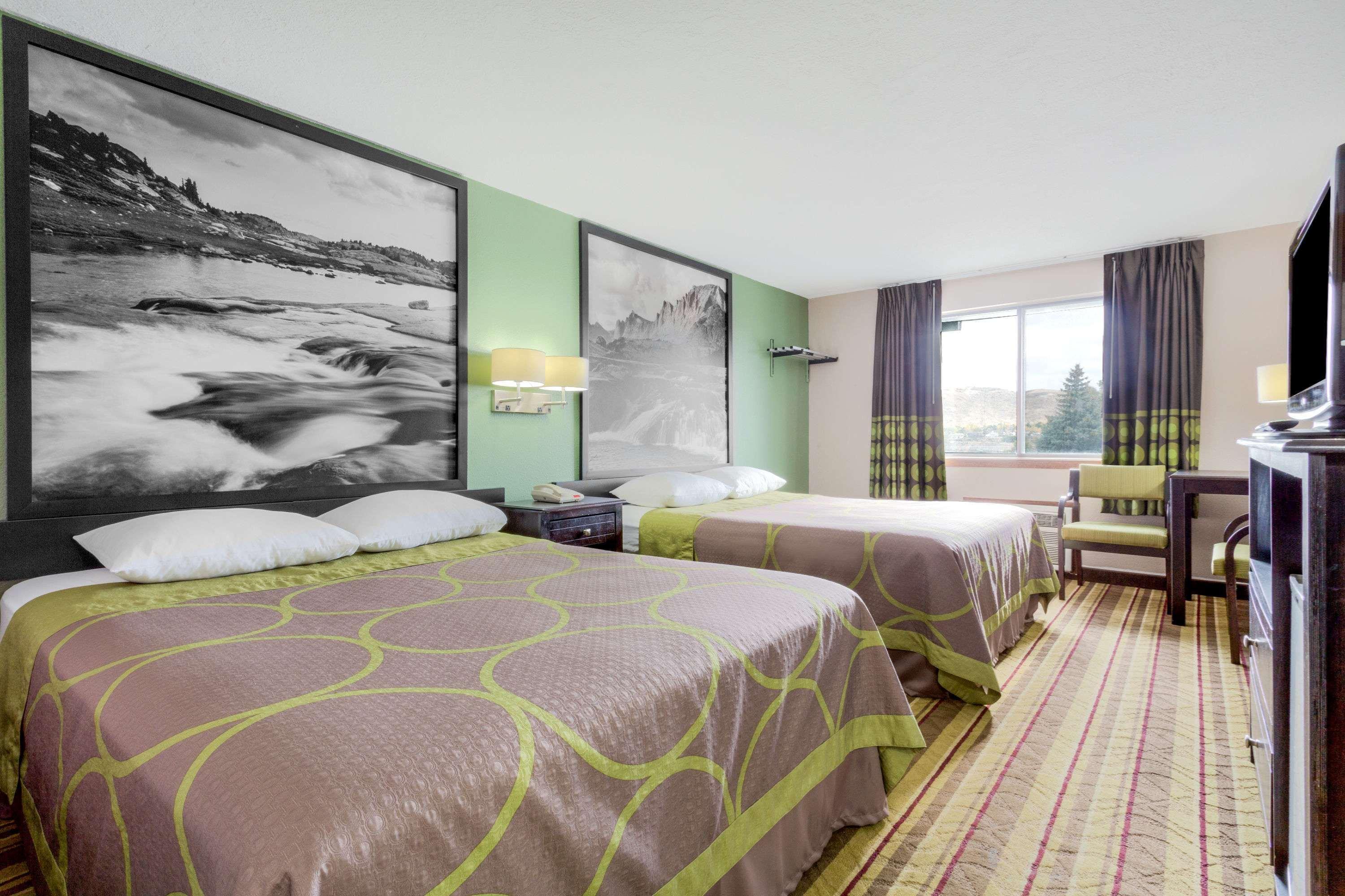 ซูเปอร์ 8 บาย วินด์แฮม กรีน ริเวอร์ Hotel กรีนริเวอร์ ภายนอก รูปภาพ